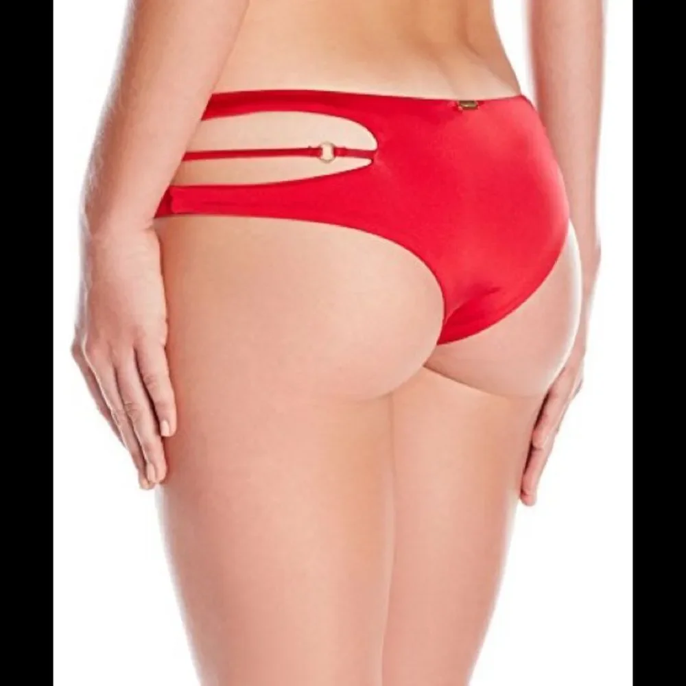 Beach Bunny Basics Cut Out Skimpy Bikini Bottom nwt - Picture 4 of 7